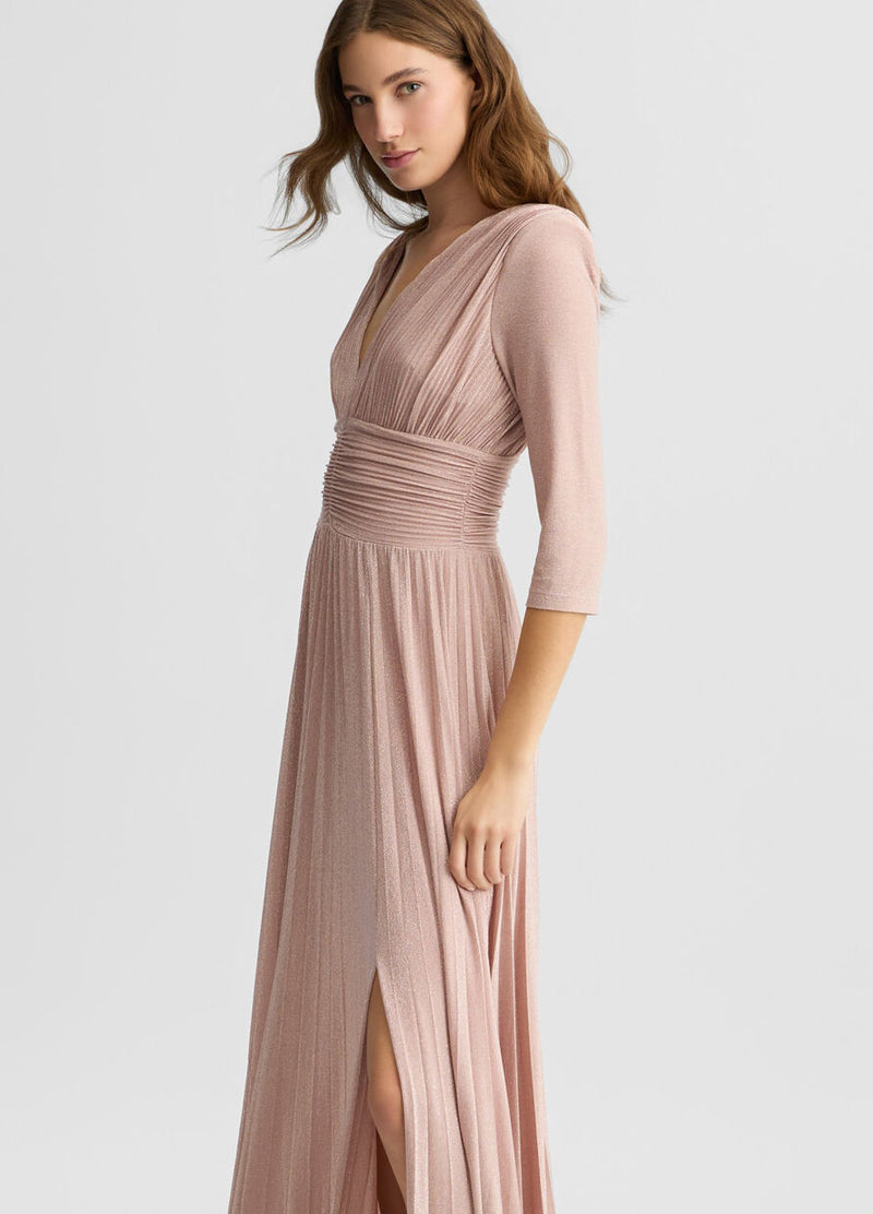 Long pleated dress