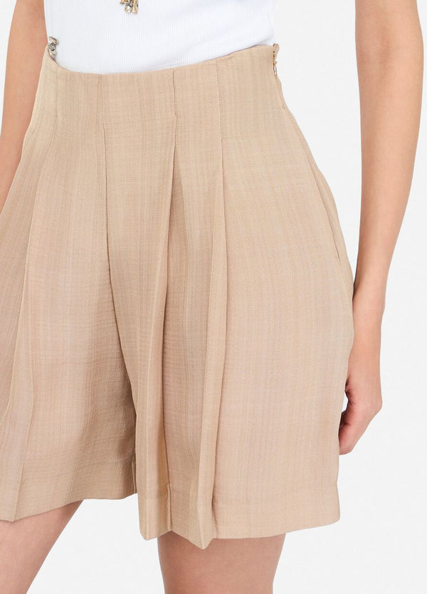 Pleated shorts