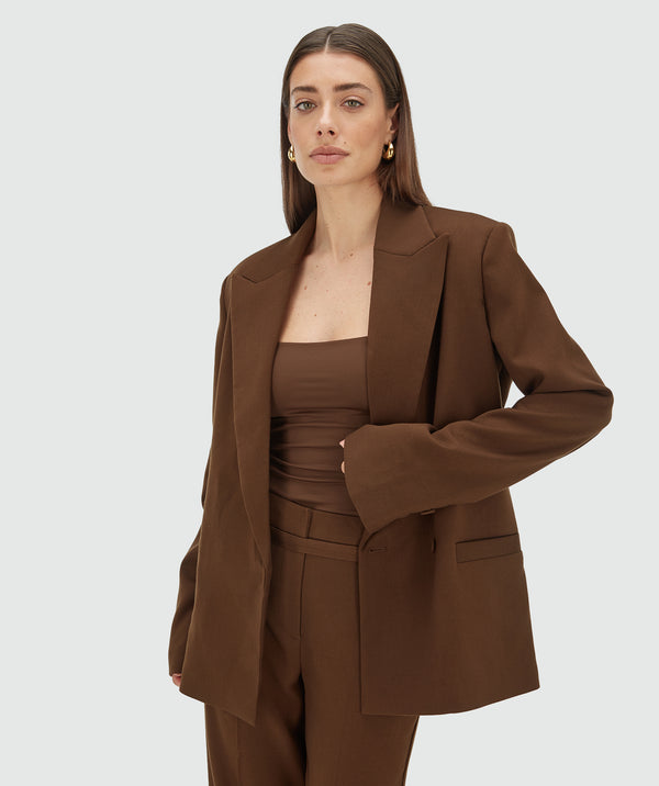 deacon dark brown
