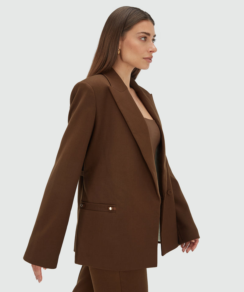 deacon dark brown