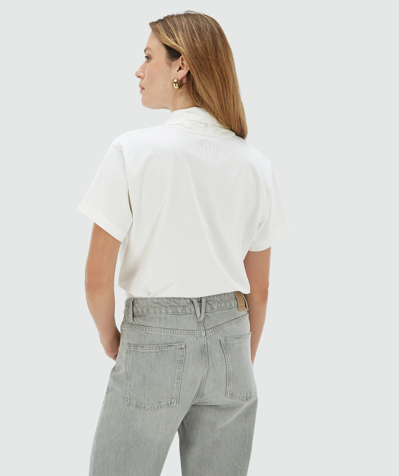 darcy off white