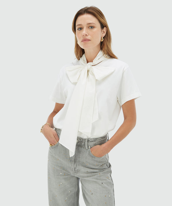 darcy off white