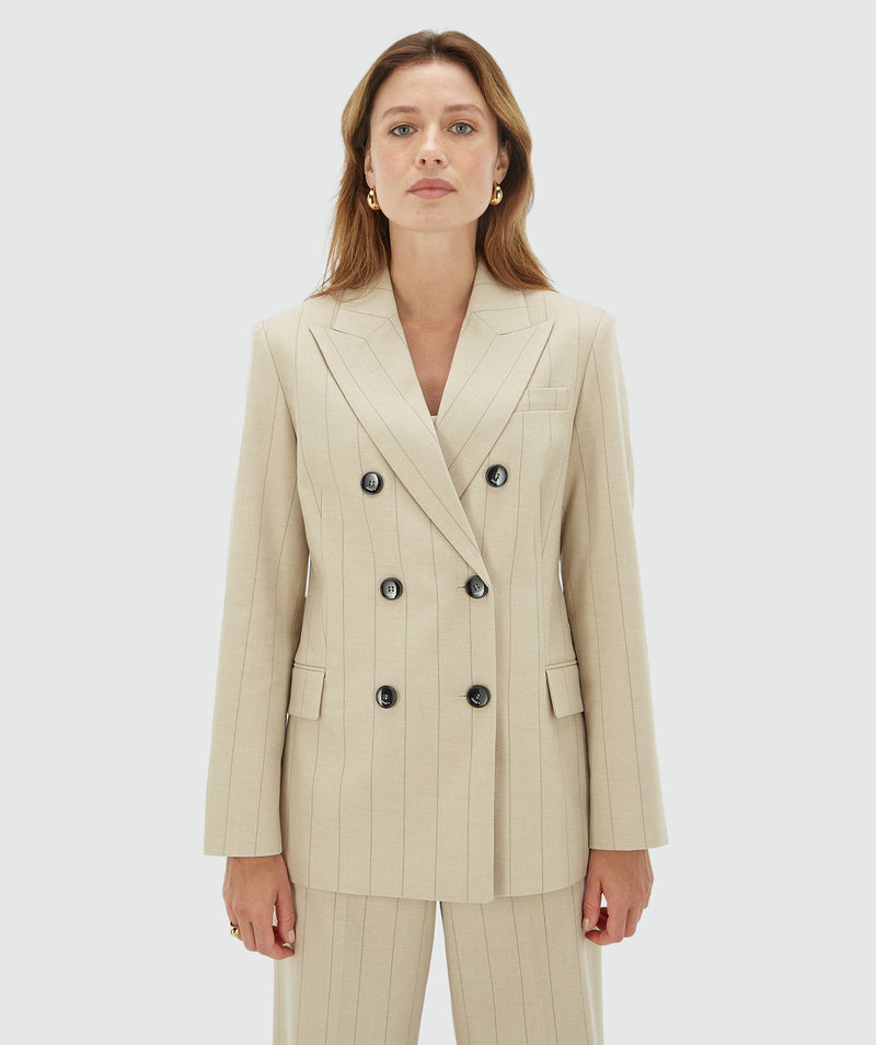 pleun light beige