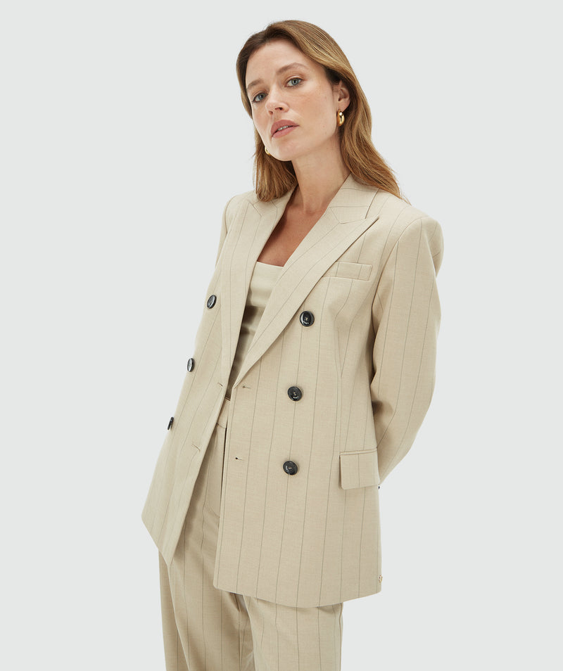 pleun light beige