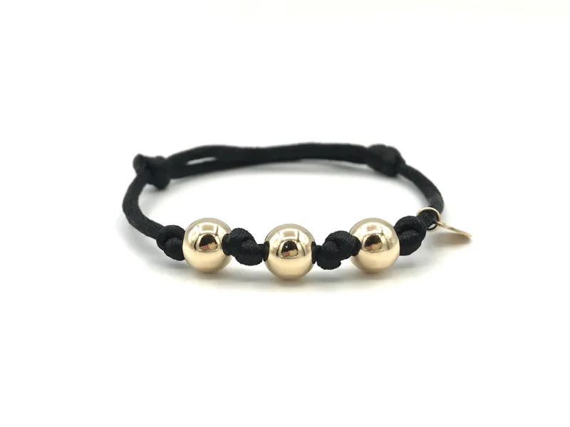 Armband Silk zwart met 3 real gold plated balletjes op satijnkoord